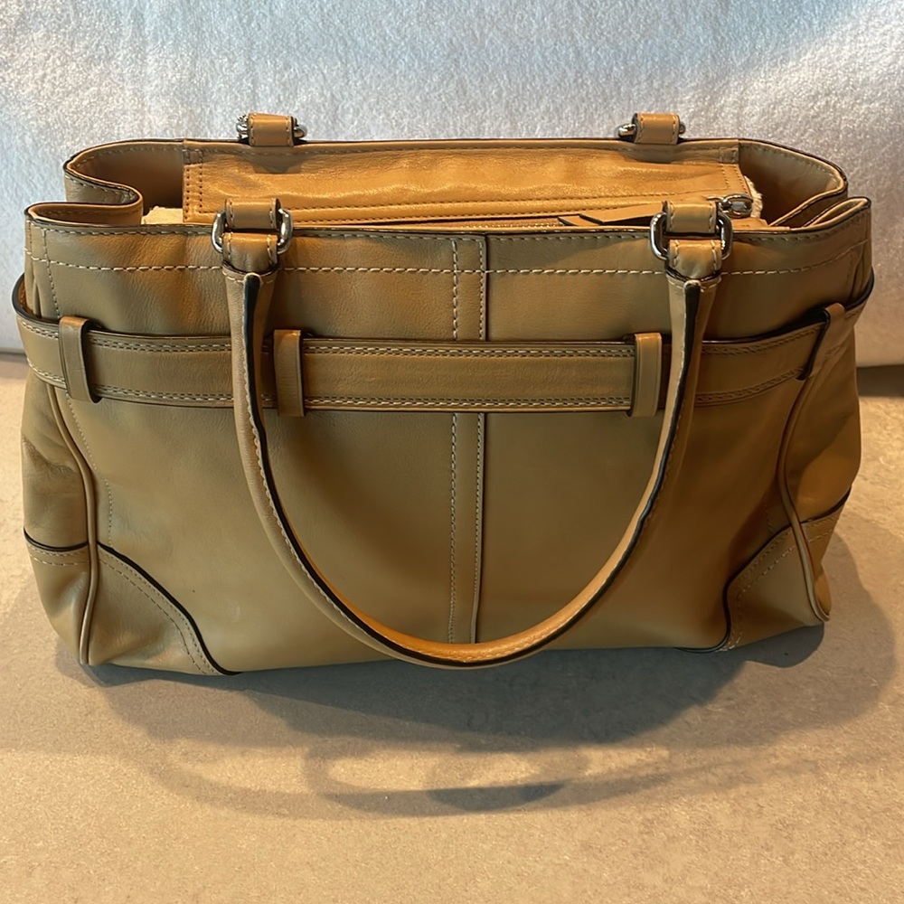 Coach handbag - Picture 2 of 7